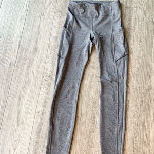 Lululemon leggings with Pockets 28”